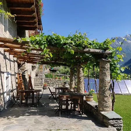 Charmante Mit Grill Und Whirlpool Apartament Gignod